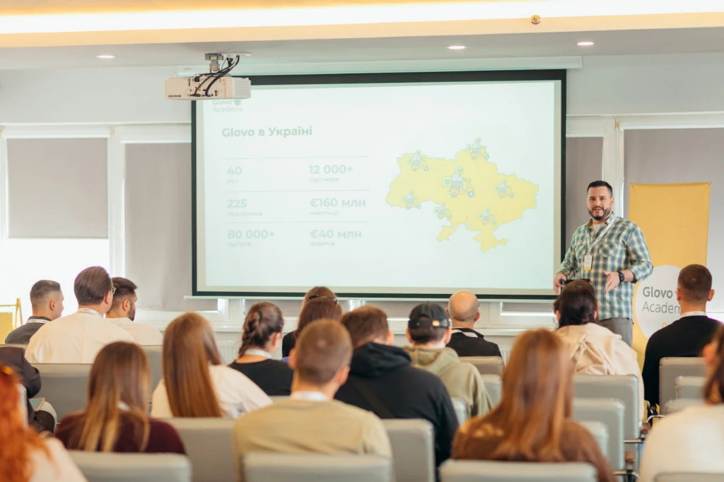 Від Львова до Харкова: Glovo Academy масштабує освітню програму для підтримки українського бізнесу