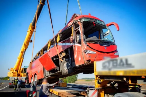 Чому треба пристібатися: страшна аварія туристичного автобуса з Польщі (ФОТО)
