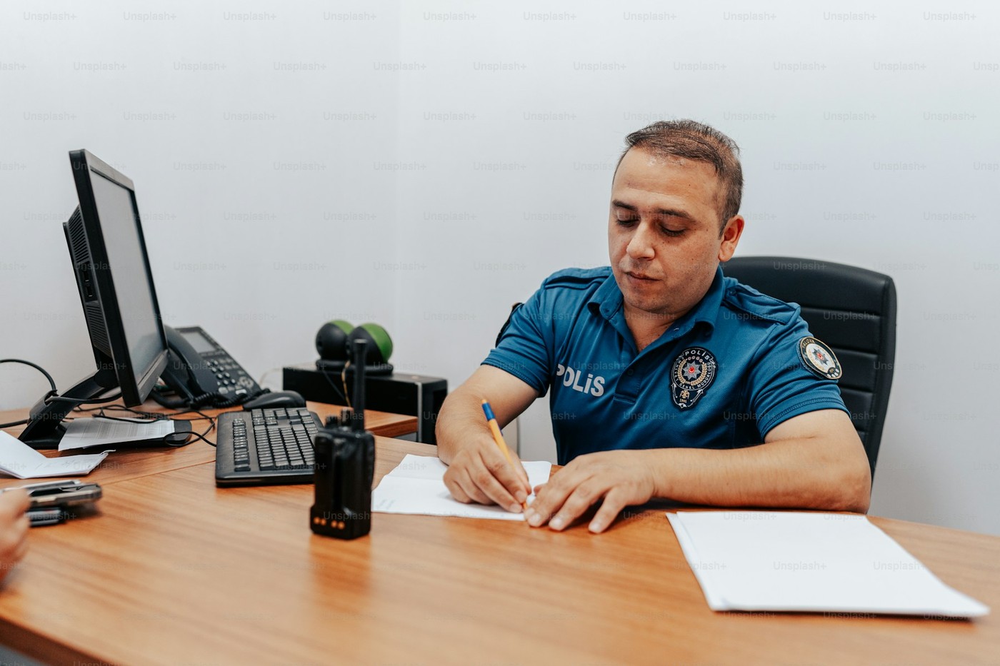 Затримання поліцією: фактичний момент, строки та право на адвоката